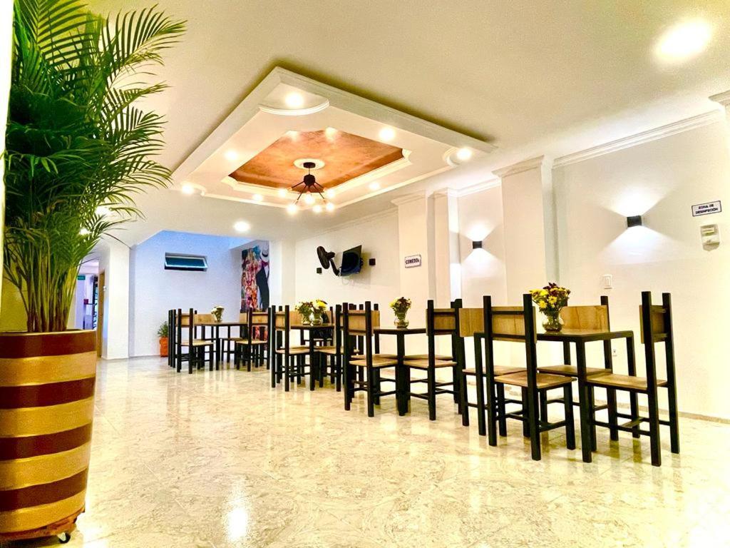 Hotel Eterna Primavera ميديلين المظهر الخارجي الصورة