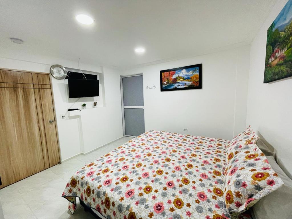 Hotel Eterna Primavera ميديلين المظهر الخارجي الصورة