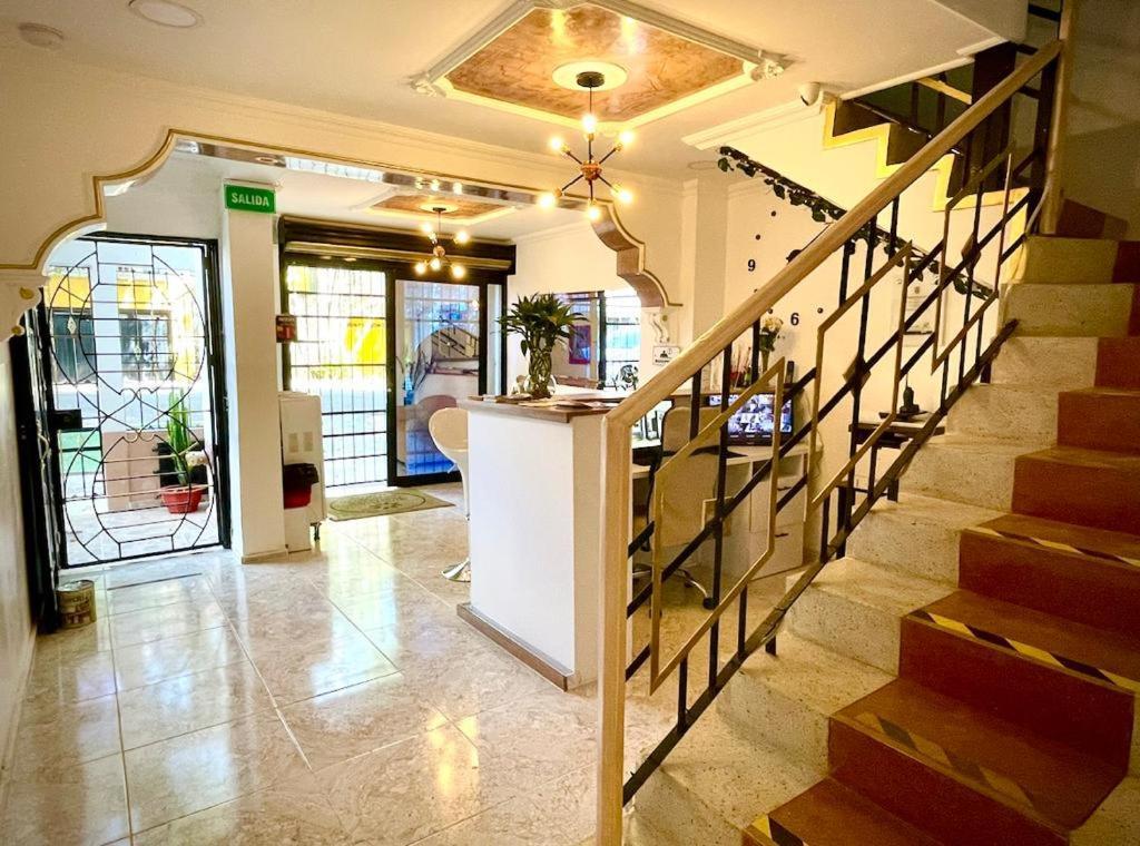 Hotel Eterna Primavera ميديلين المظهر الخارجي الصورة