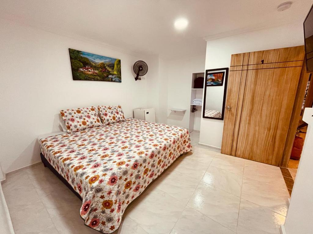 Hotel Eterna Primavera ميديلين المظهر الخارجي الصورة
