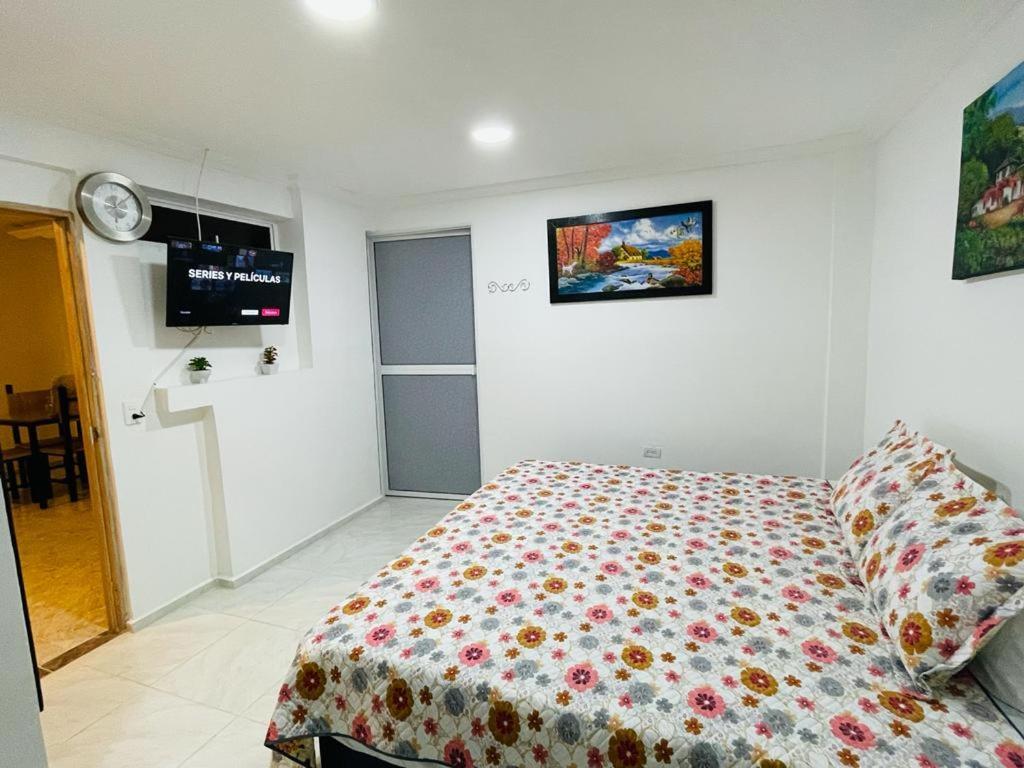 Hotel Eterna Primavera ميديلين المظهر الخارجي الصورة