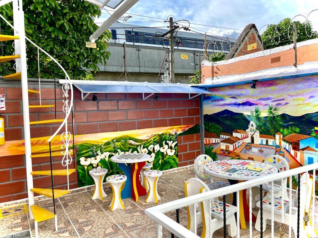 Hotel Eterna Primavera ميديلين المظهر الخارجي الصورة