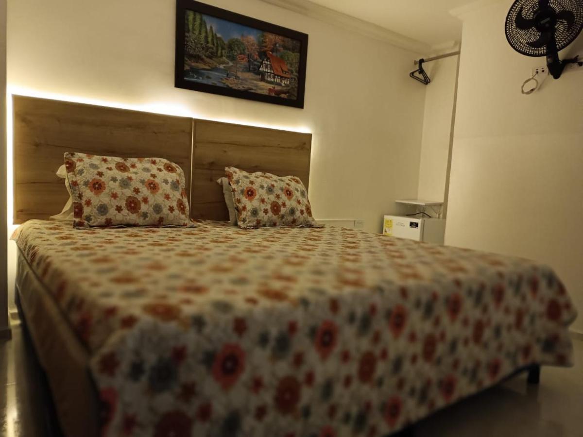 Hotel Eterna Primavera ميديلين المظهر الخارجي الصورة