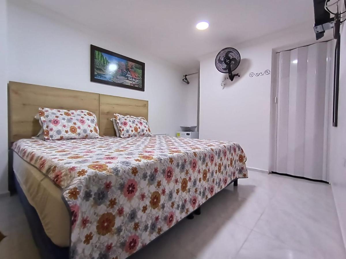 Hotel Eterna Primavera ميديلين المظهر الخارجي الصورة